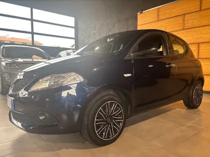 Lancia Ypsilon 1.2 69CV 57.000KM NEOPATENTATI
