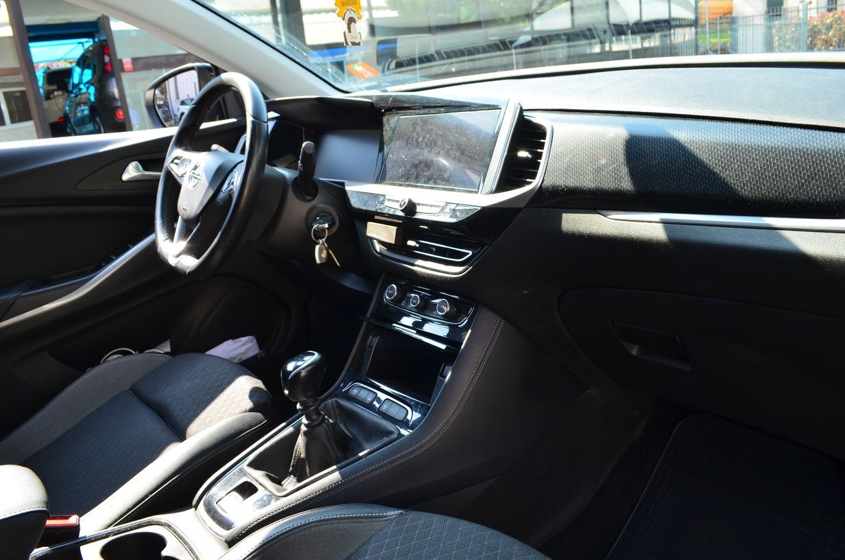 Opel Grandland 1.2 GS Line s&s 130cv 2022 — foto 14