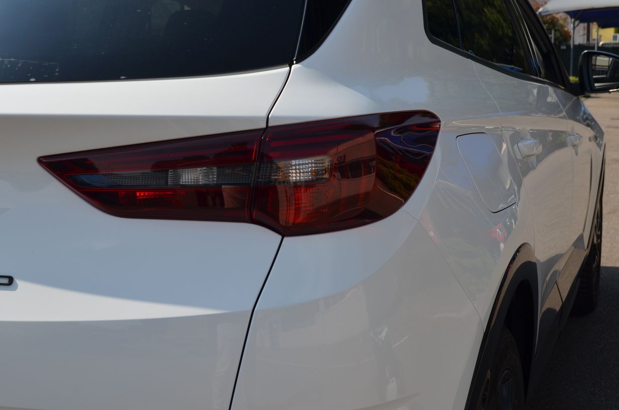 Opel Grandland 1.2 GS Line s&s 130cv 2022 — foto 11