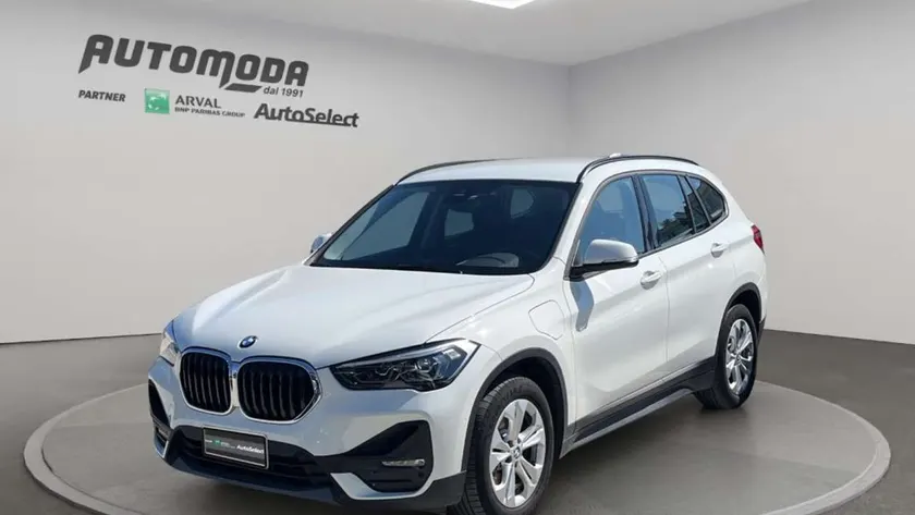 BMW X1 X Drive 25E Business Advantage automatico 2021