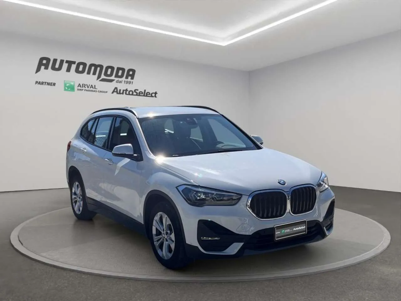 BMW X1 X Drive 25E Business Advantage automatico 2021 — foto 3