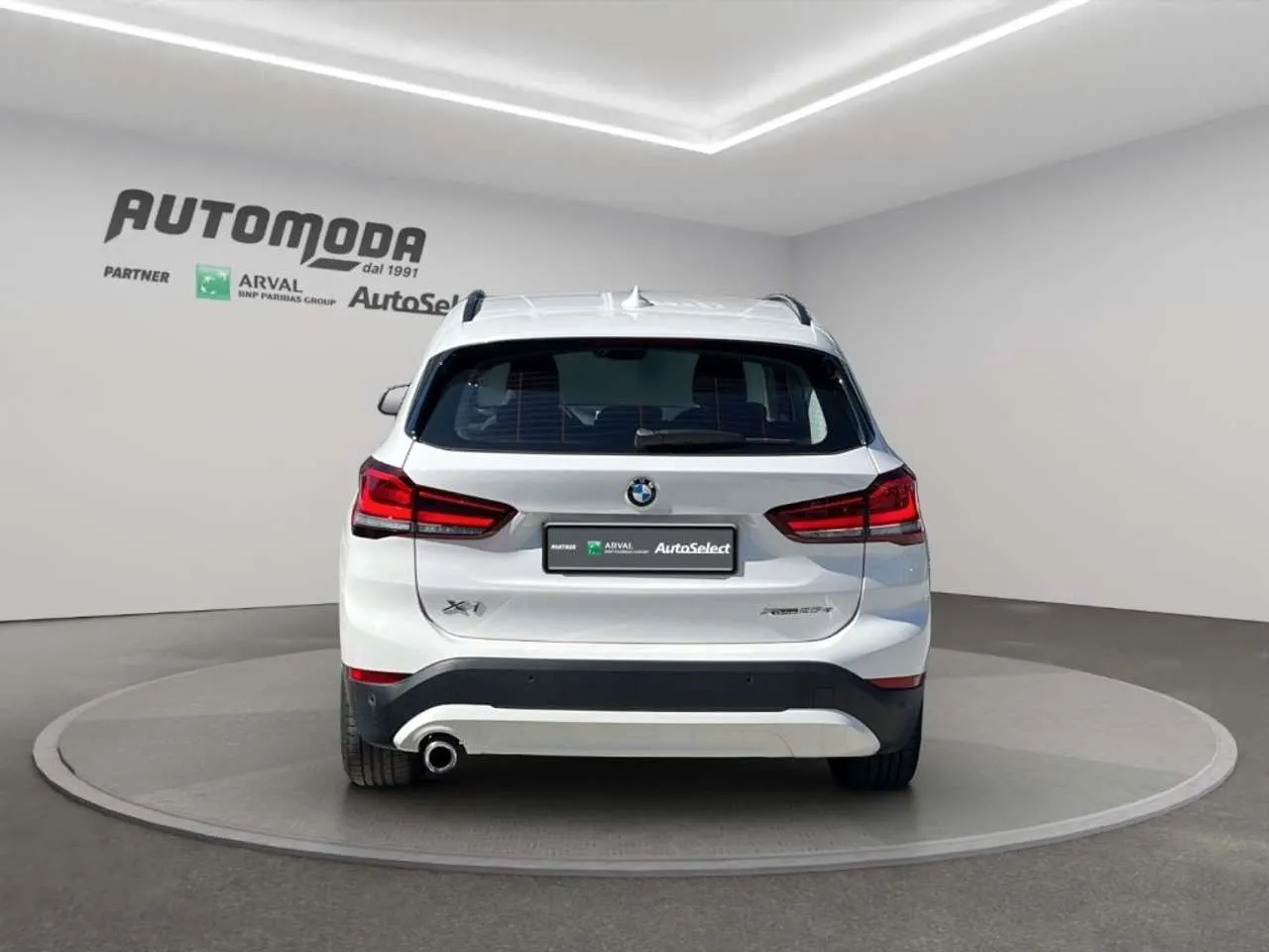 BMW X1 X Drive 25E Business Advantage automatico 2021 — foto 5
