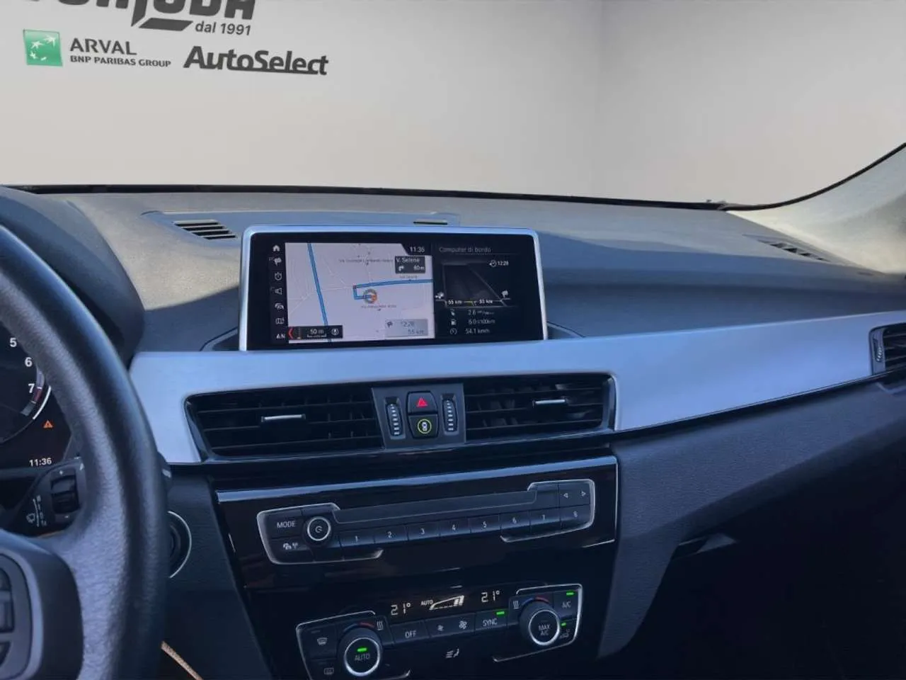 BMW X1 X Drive 25E Business Advantage automatico 2021 — foto 14