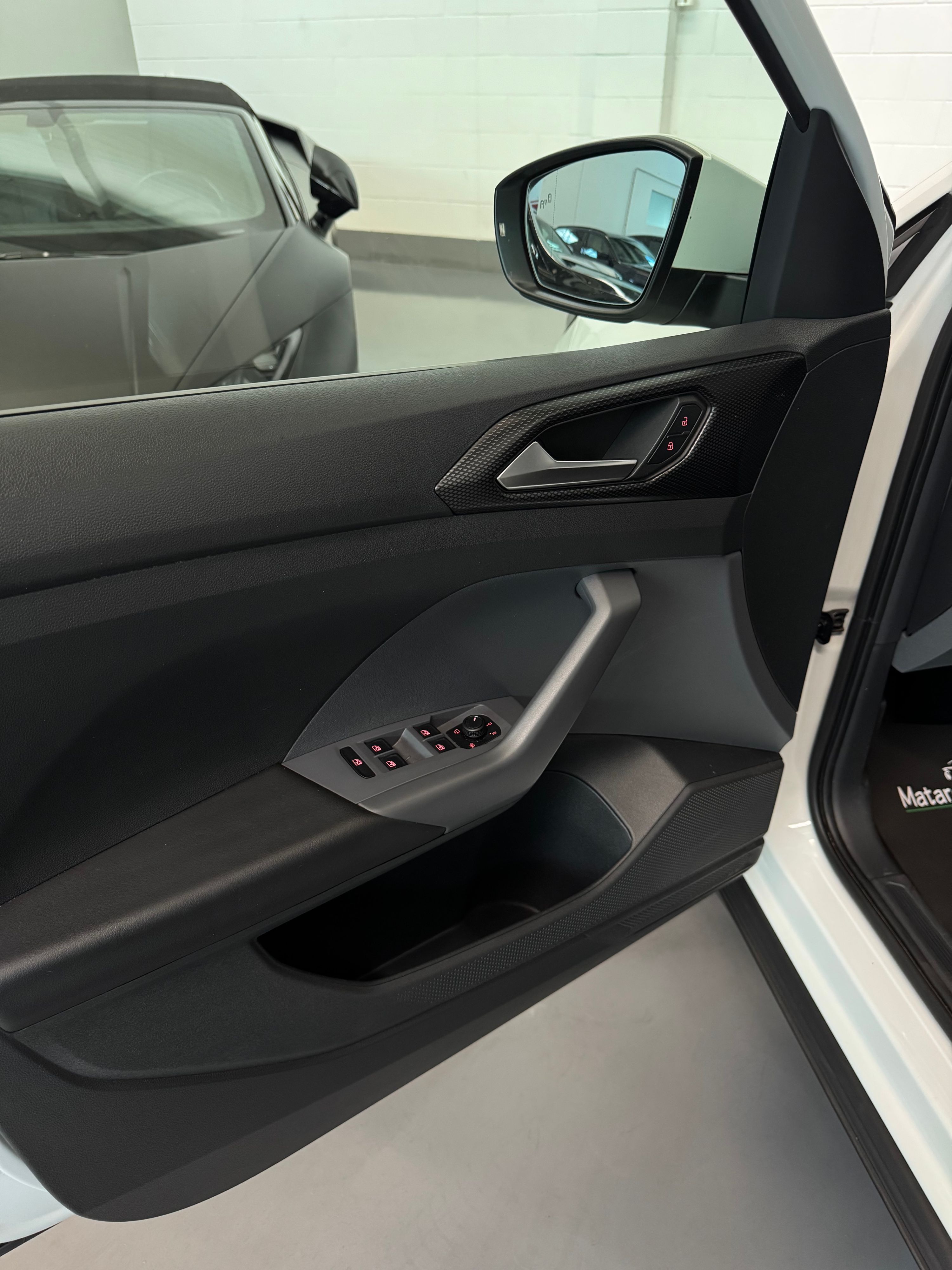 Volkswagen T-Cross DSG 1.0cc 115cv Auto OK Neopatentati CarPlay Finanziabile 2019 — foto 9