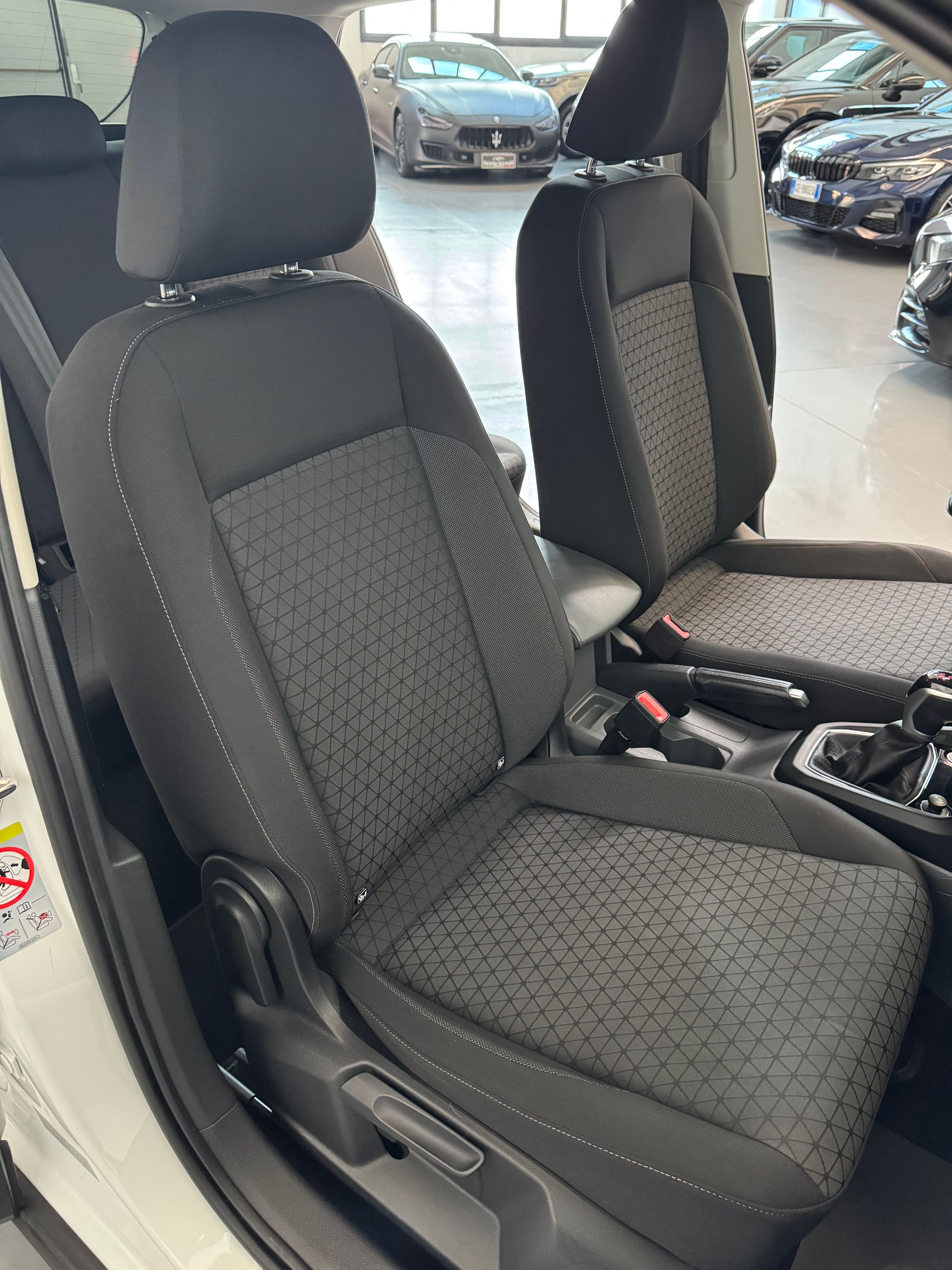 Volkswagen T-Cross DSG 1.0cc 115cv Auto OK Neopatentati CarPlay Finanziabile 2019 — foto 13