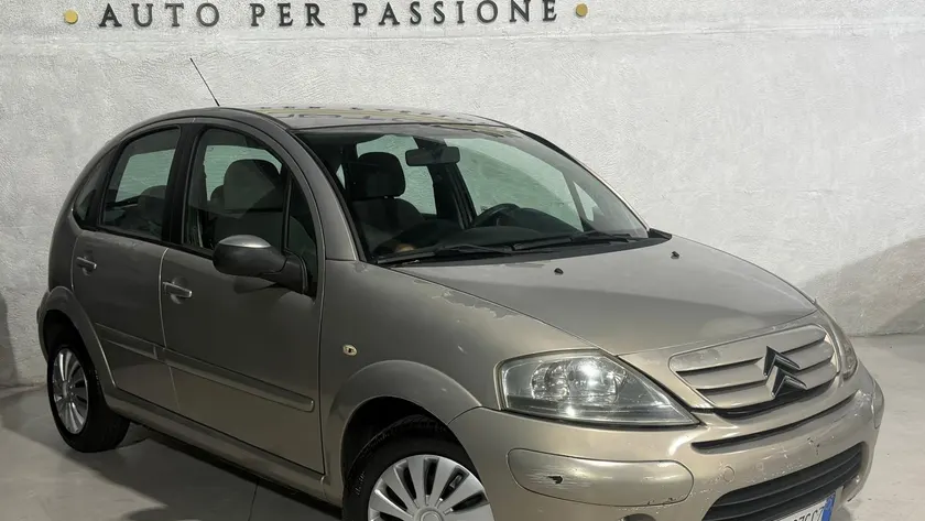 Citroen Benzina Neopatentati 5 Posti 2006