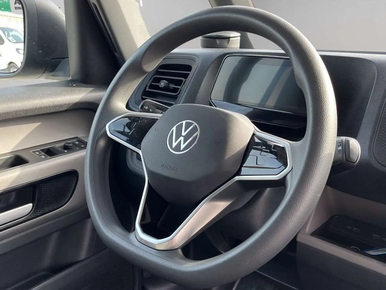 VOLKSWAGEN ID.Buzz Cargo 82kWh Automatico 2024 — foto 11