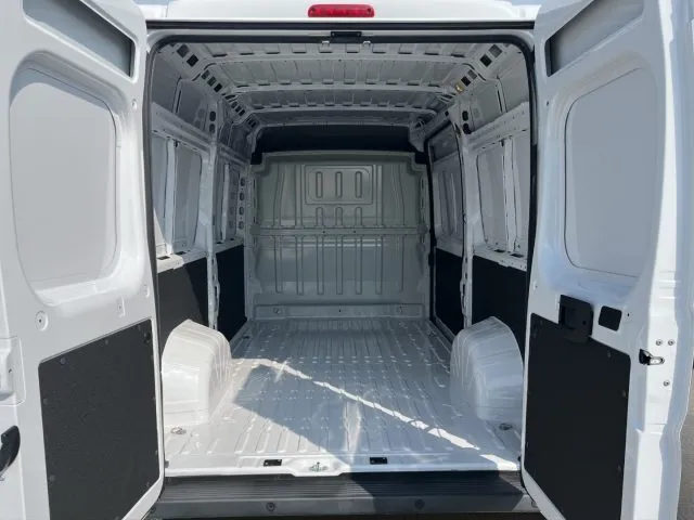 CITROEN Jumper L2H2 140CV KM ZERO 2023 — foto 15