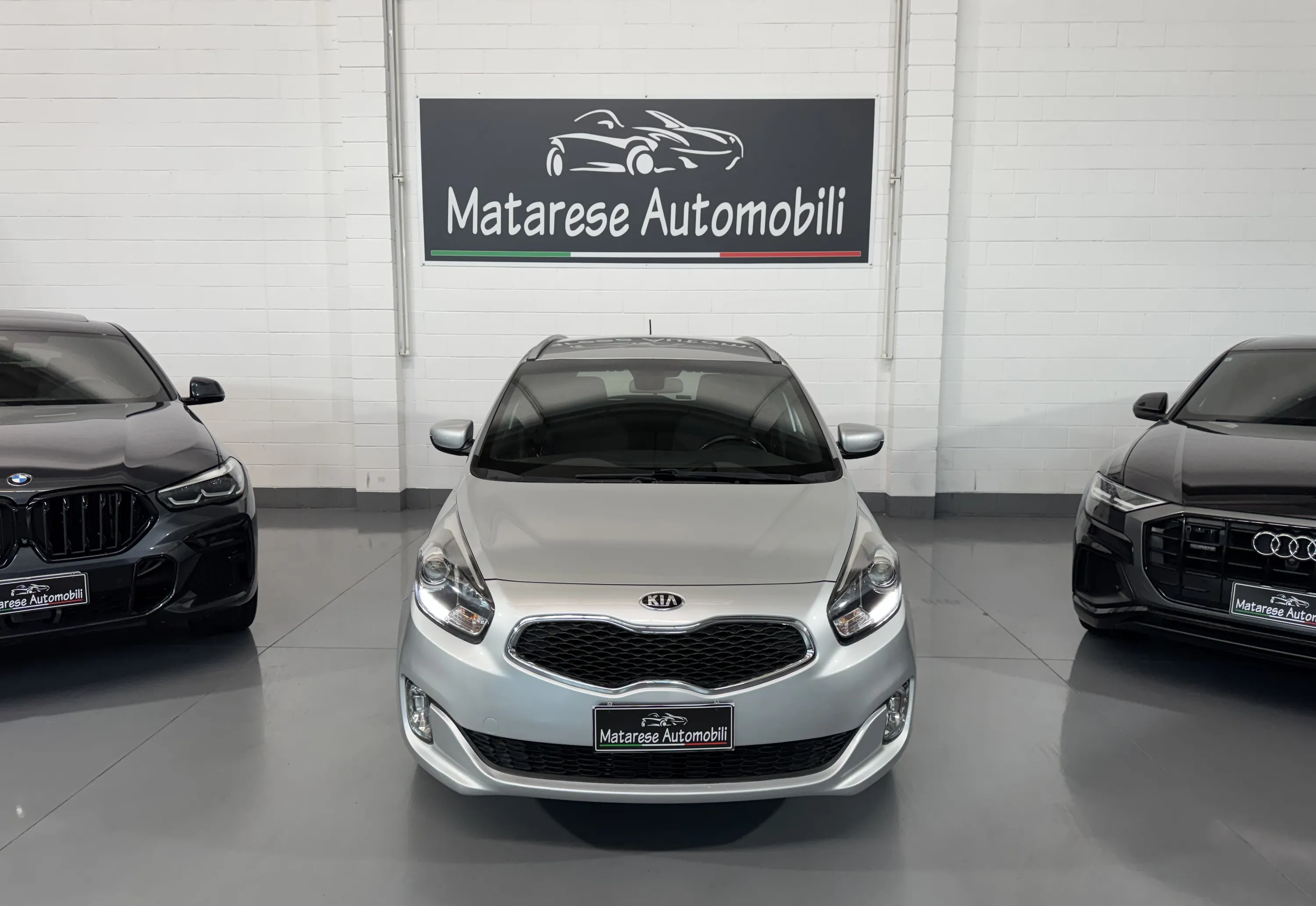 Kia Carens GDI Class 1.6cc 135cv Clima+Bluetooth  OK Neopatentati 2015 — foto 2