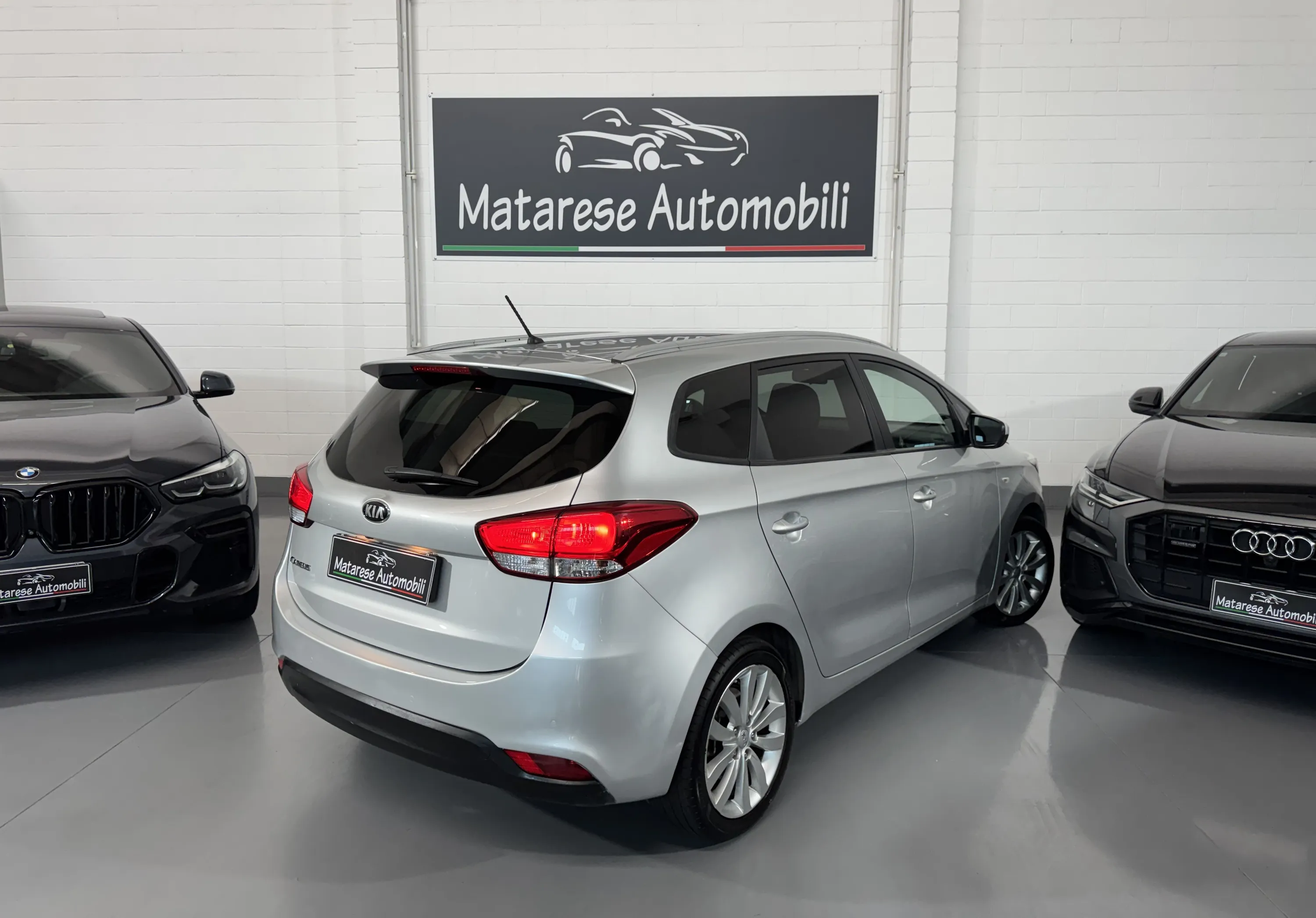 Kia Carens GDI Class 1.6cc 135cv Clima+Bluetooth  OK Neopatentati 2015 — foto 7