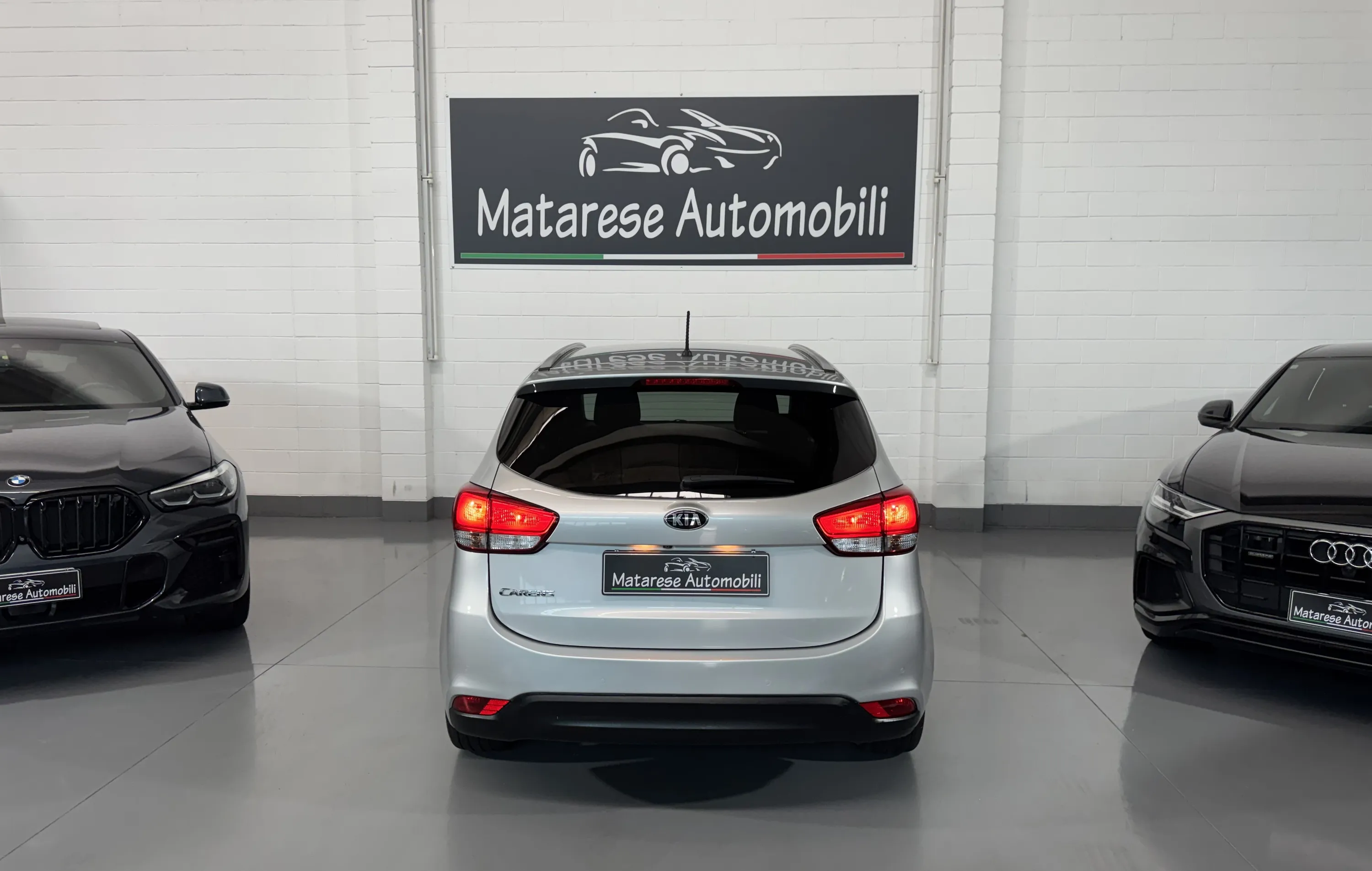 Kia Carens GDI Class 1.6cc 135cv Clima+Bluetooth  OK Neopatentati 2015 — foto 6