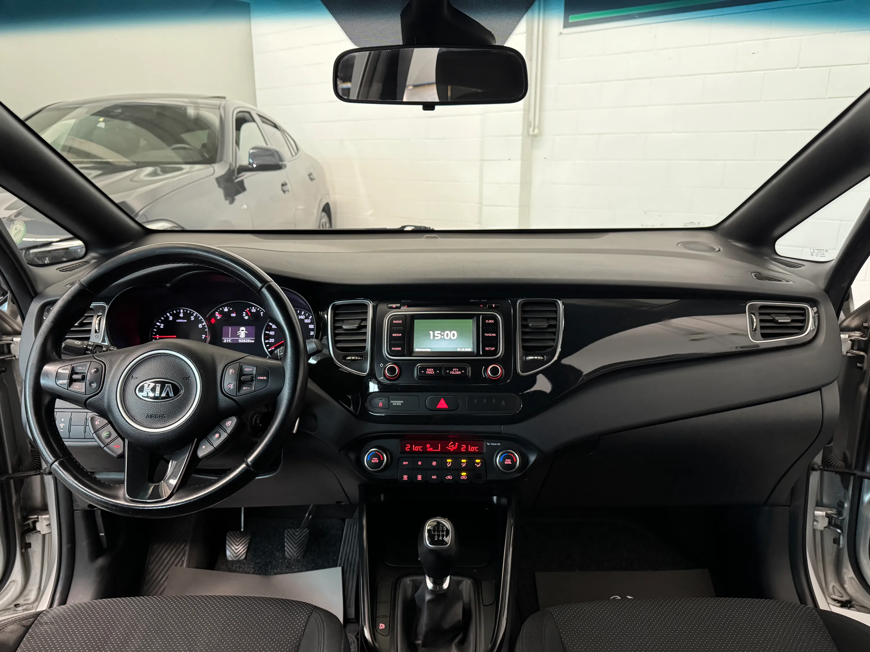 Kia Carens GDI Class 1.6cc 135cv Clima+Bluetooth  OK Neopatentati 2015 — foto 12