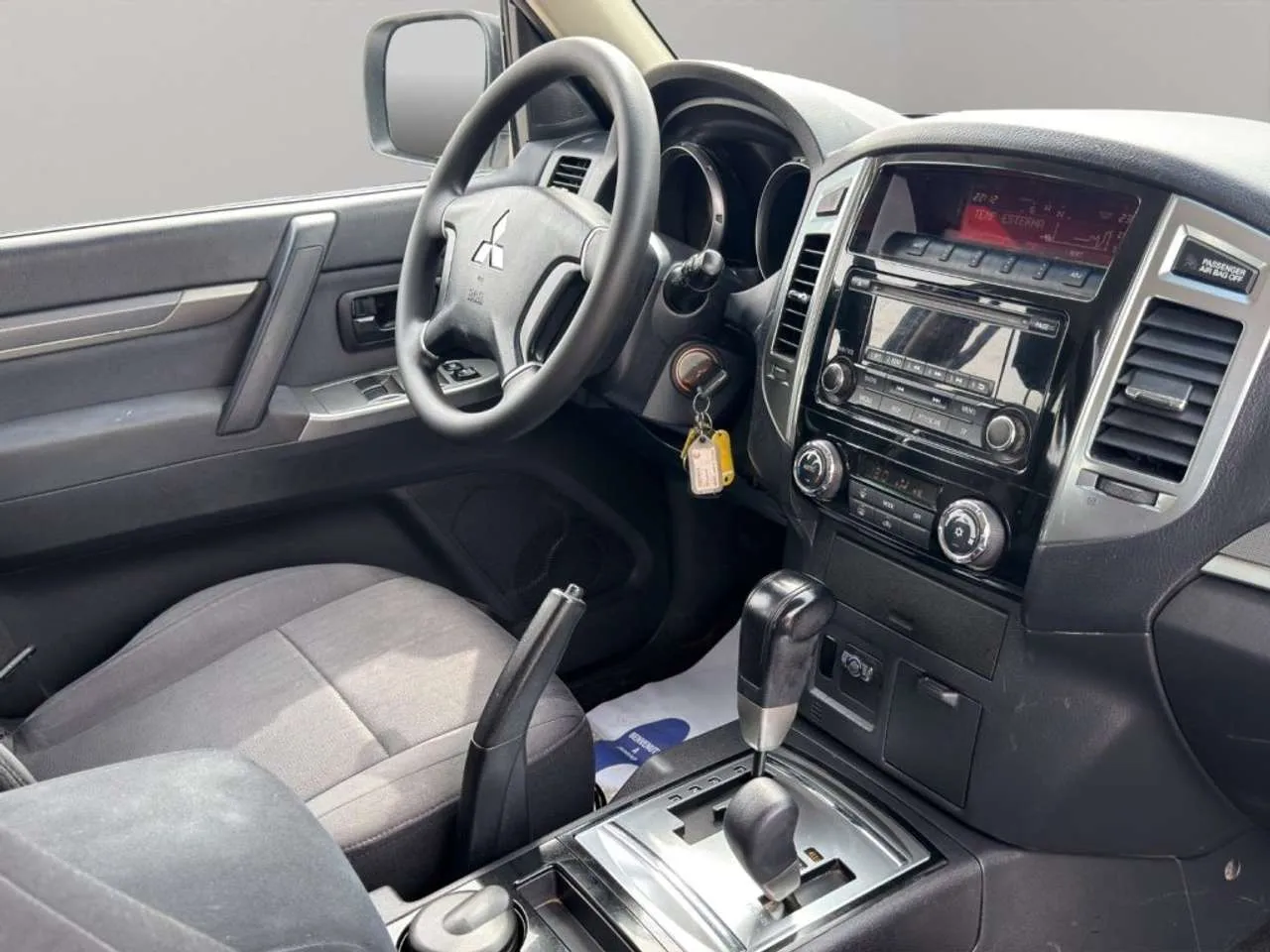 Mitsubishi Pajero 3.2 5p. 7 POSTI - GANCIO 2016 — foto 10
