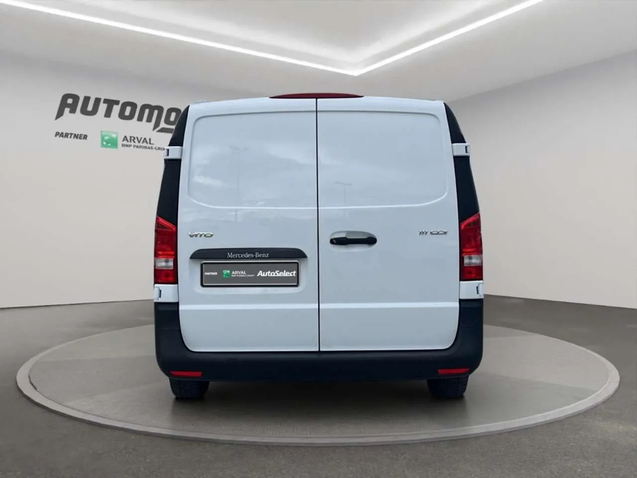 MERCEDES Vito LONG 111 BUSINESS CARGO 2019 — foto 5