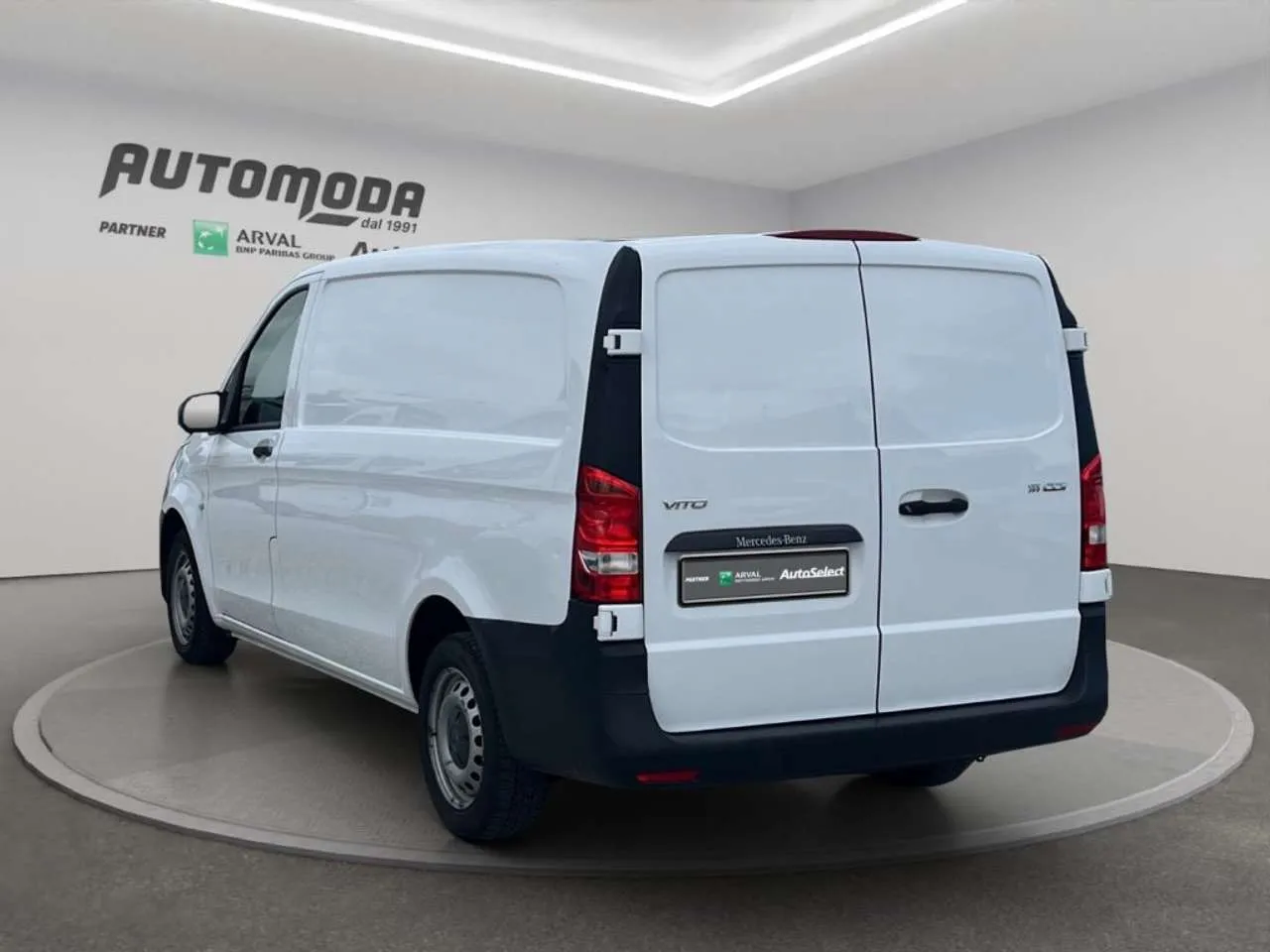 MERCEDES Vito LONG 111 BUSINESS CARGO 2019 — foto 6