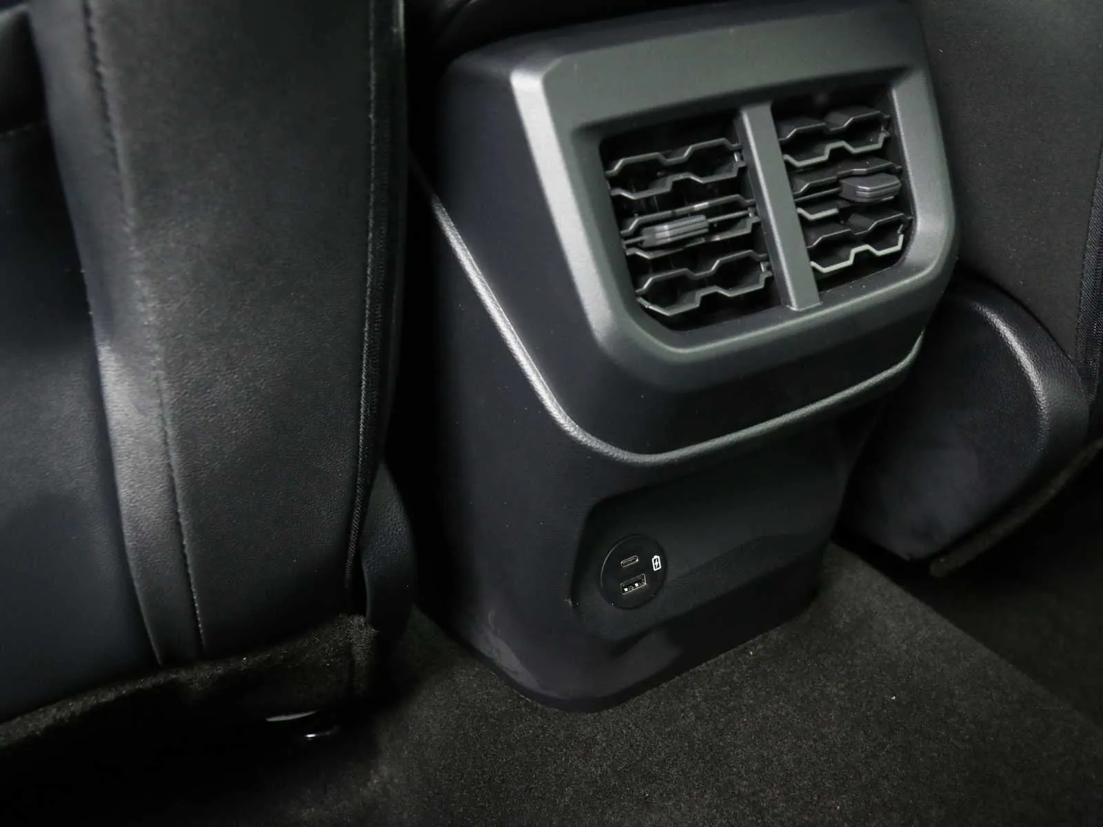 Ford Ranger 2.0 ecoblue doppia cabina Wildtrak awd 205cv auto 2026 — foto 14