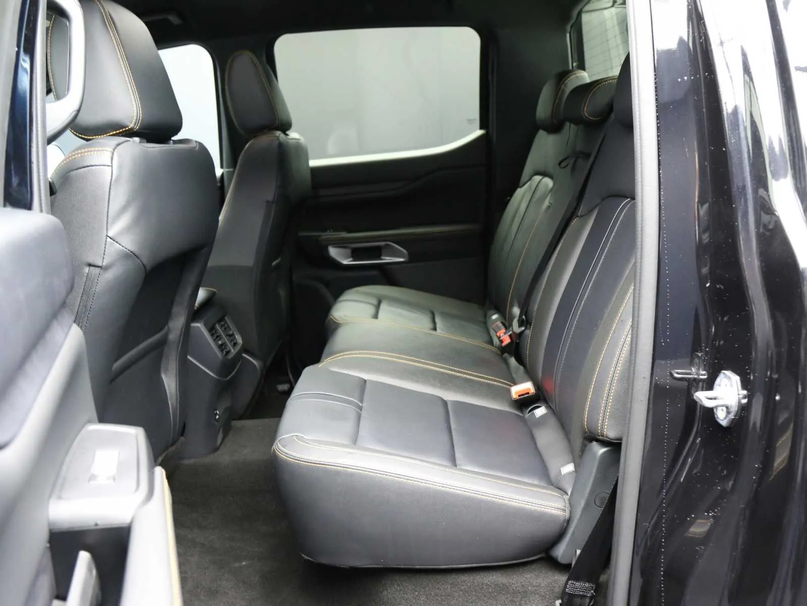 Ford Ranger 2.0 ecoblue doppia cabina Wildtrak awd 205cv auto 2026 — foto 42