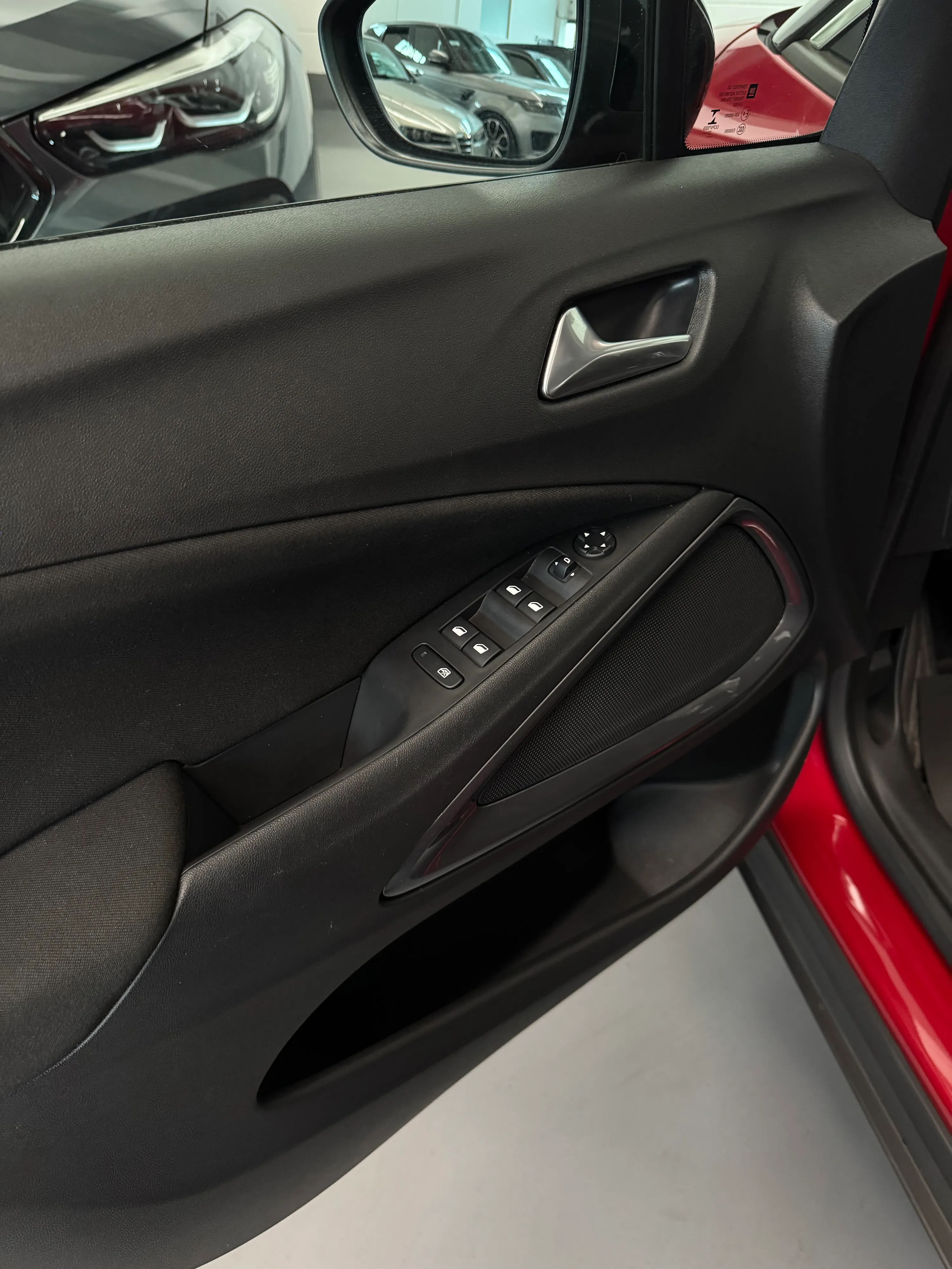 Opel Crossland 1.2cc 110cv Clima+Carplay OK Neopatentati 2023 — foto 8