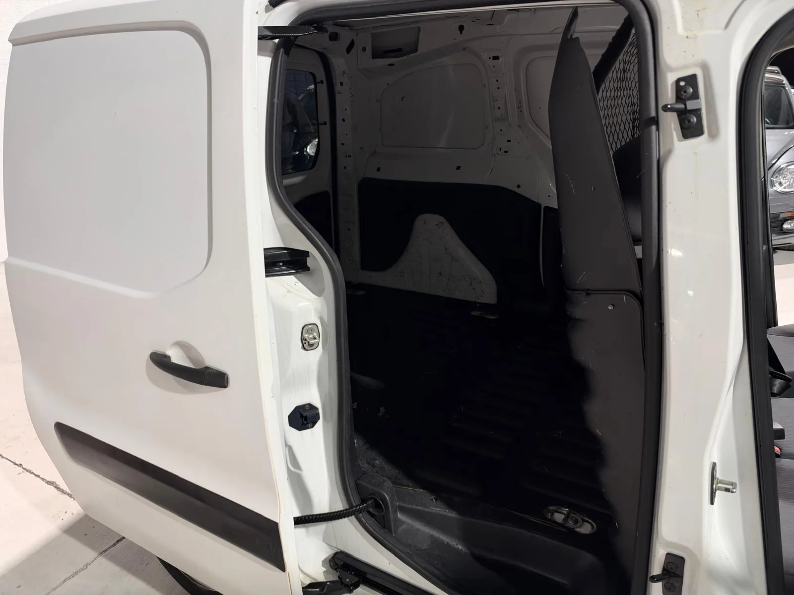 Peugeot Partner Distribuzione Nuova+IVA 2016 — foto 11