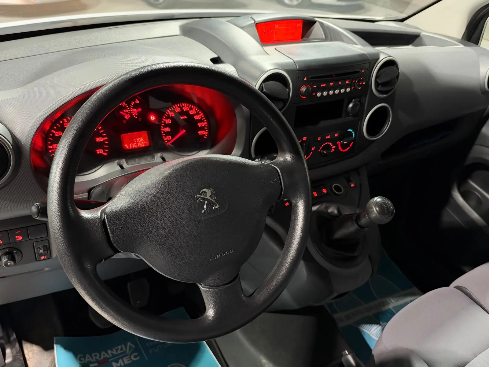 Peugeot Partner Distribuzione Nuova+IVA 2016 — foto 8