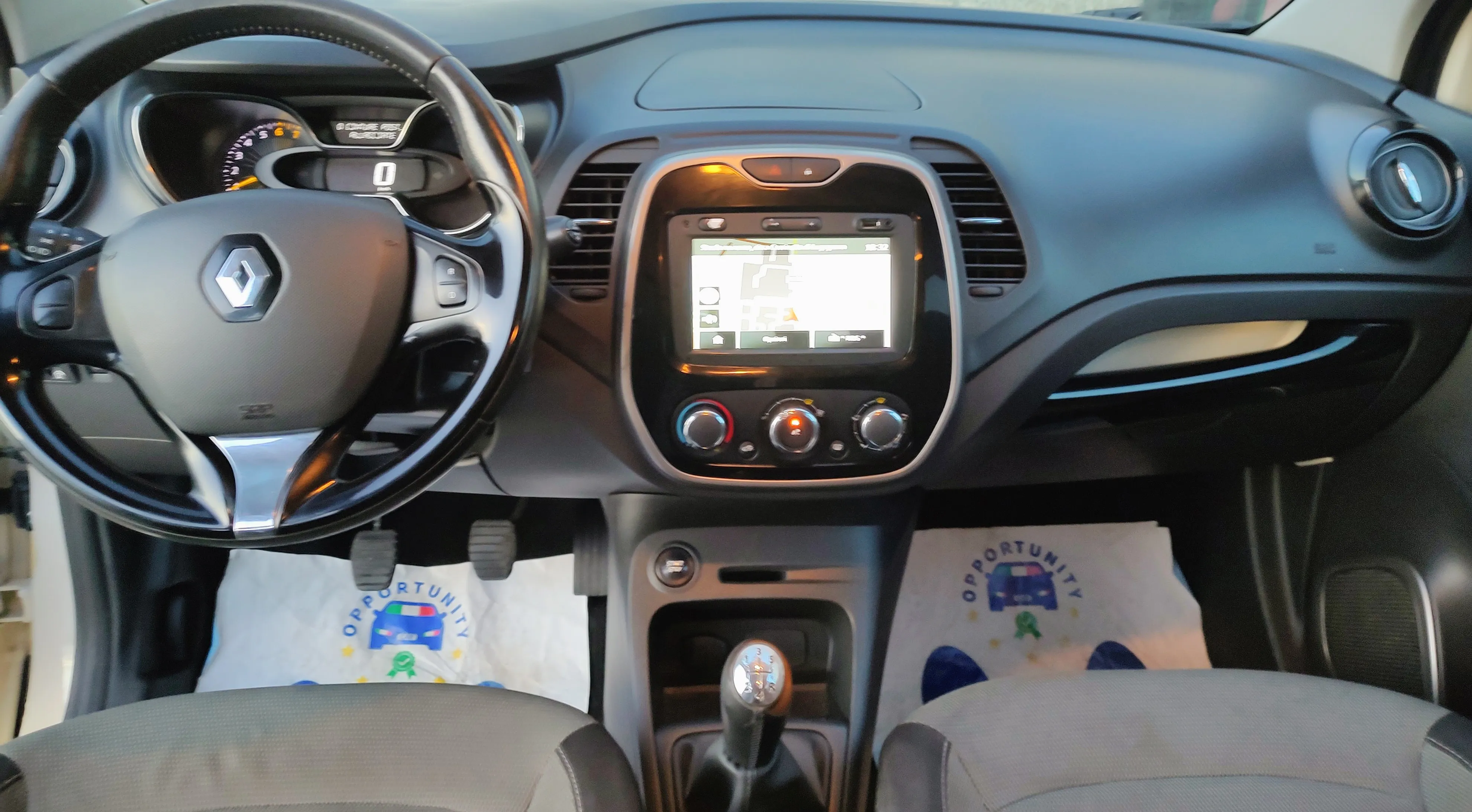 Renault Captur 0.9 tce energy R-Link s&s 90cv 2014 — foto 11
