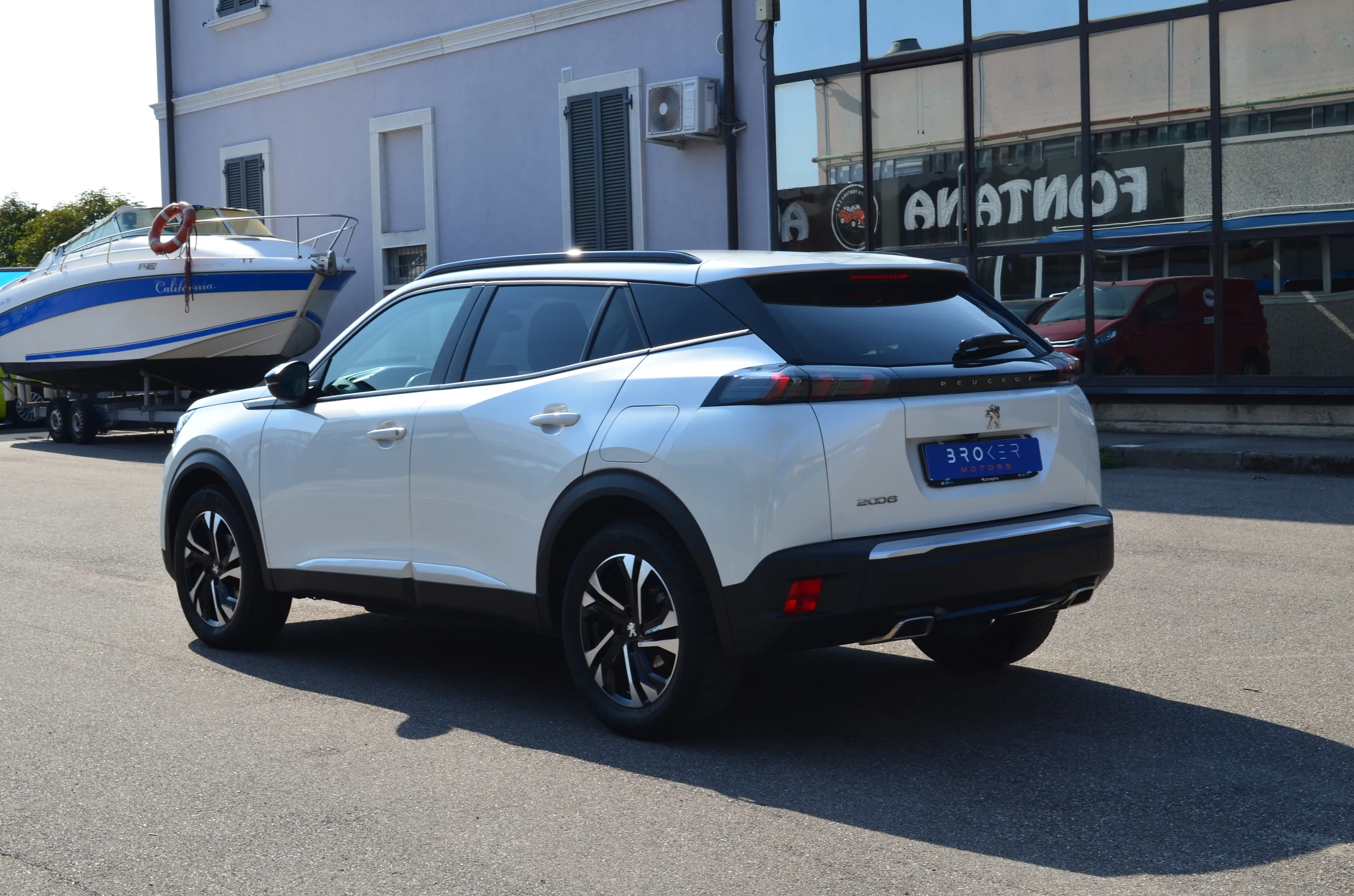 Peugeot 2008 1.2 puretech Allure Pack s&s 130cv 2022 — foto 8