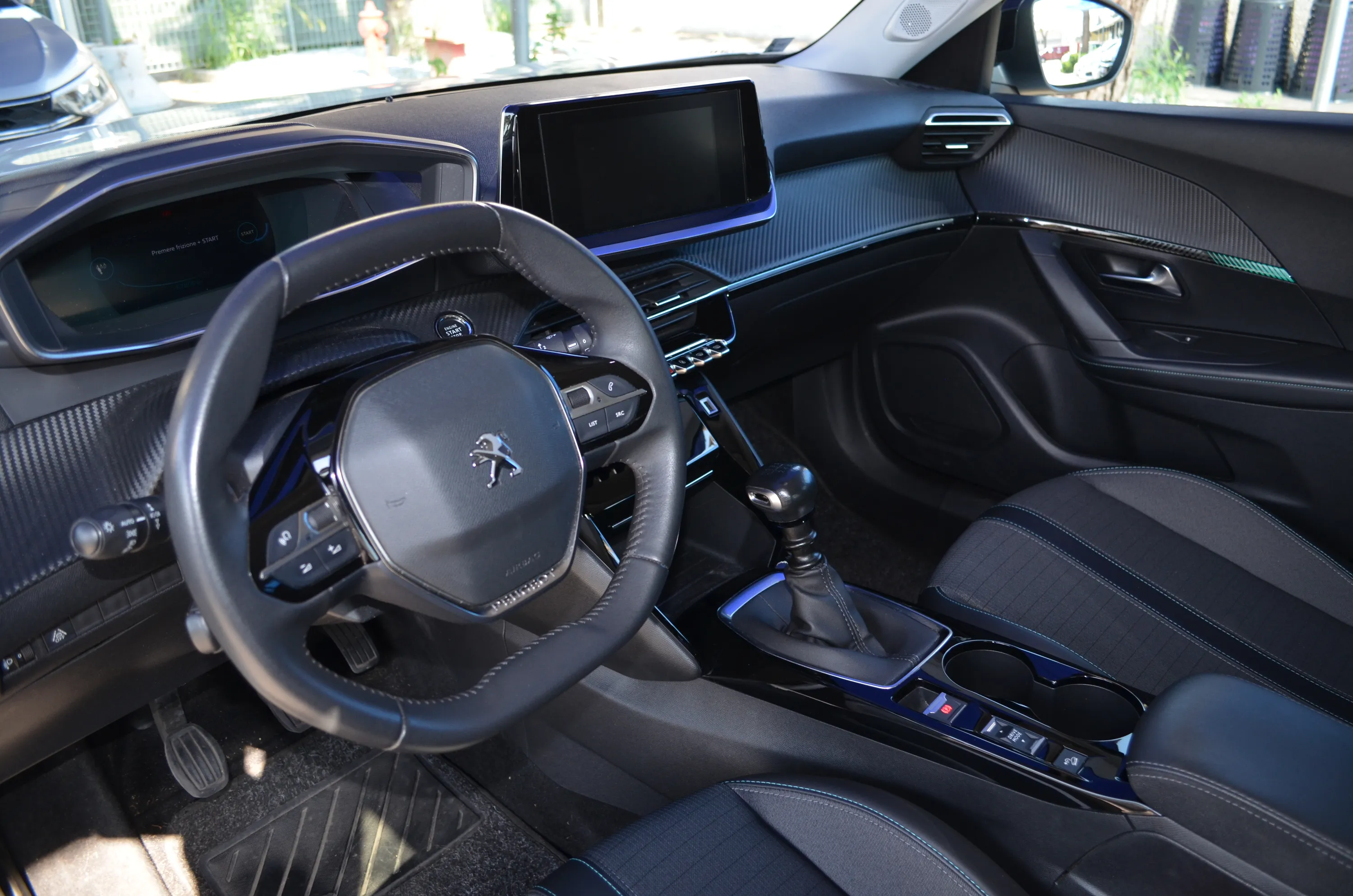 Peugeot 2008 1.2 puretech Allure Pack s&s 130cv 2022 — foto 12