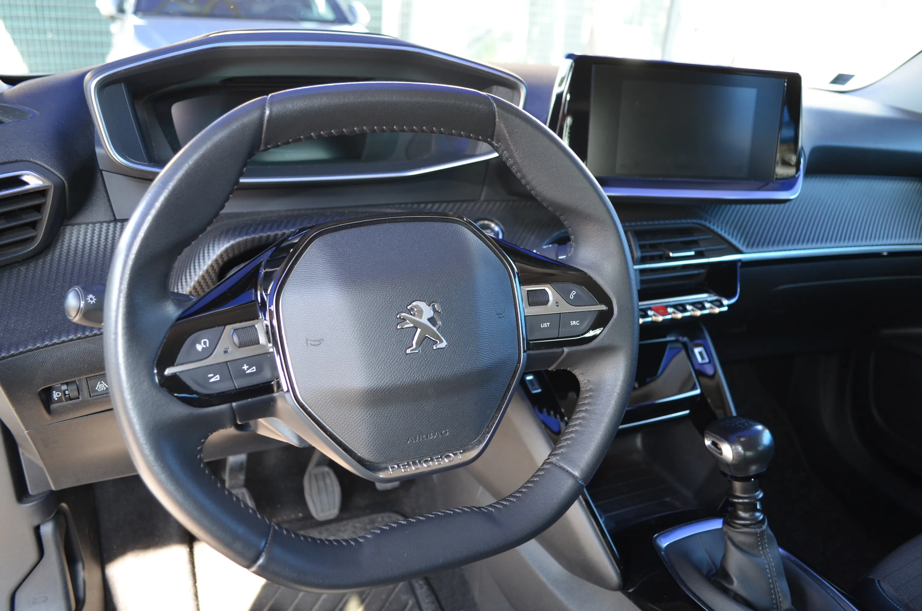 Peugeot 2008 1.2 puretech Allure Pack s&s 130cv 2022 — foto 13