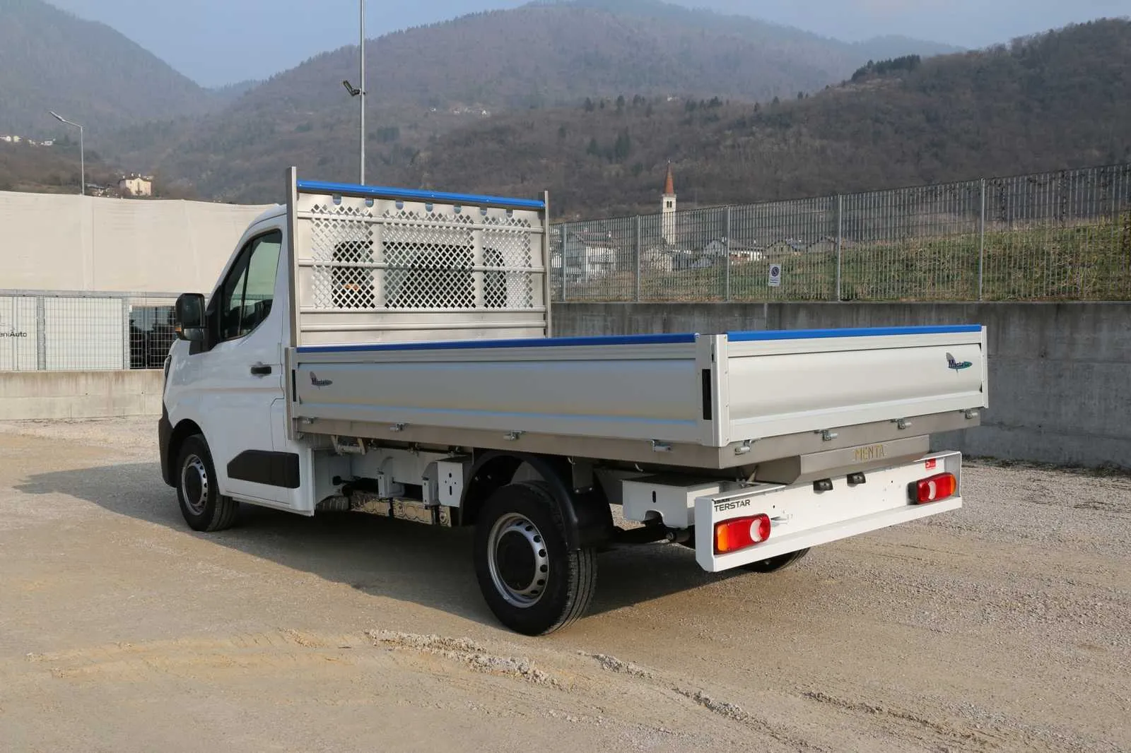Nissan INTERSTAR (5a Serie) 2.0 dCi 150CV PM 35 Cabinato N-Connecta 2026 — foto 7