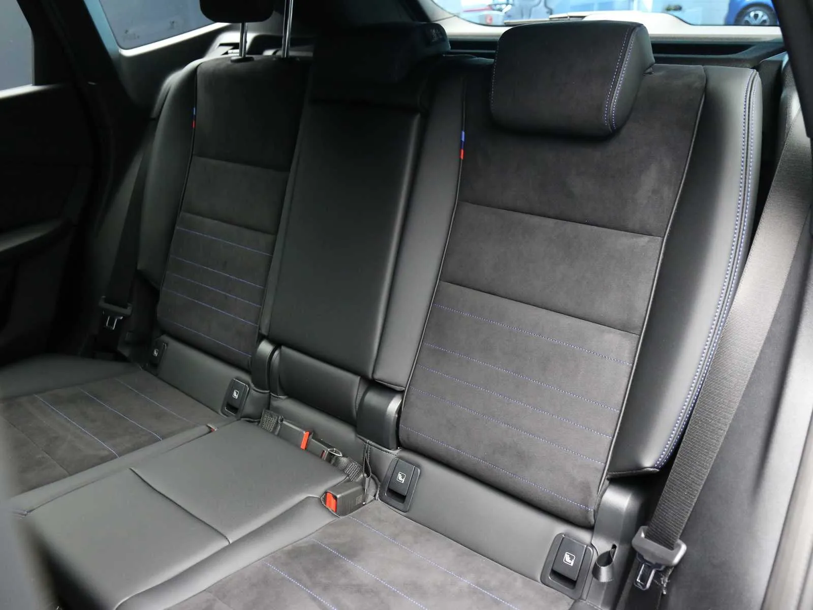 BMW X1 xdrive20d mhev 48V MSport auto 2026 — foto 17