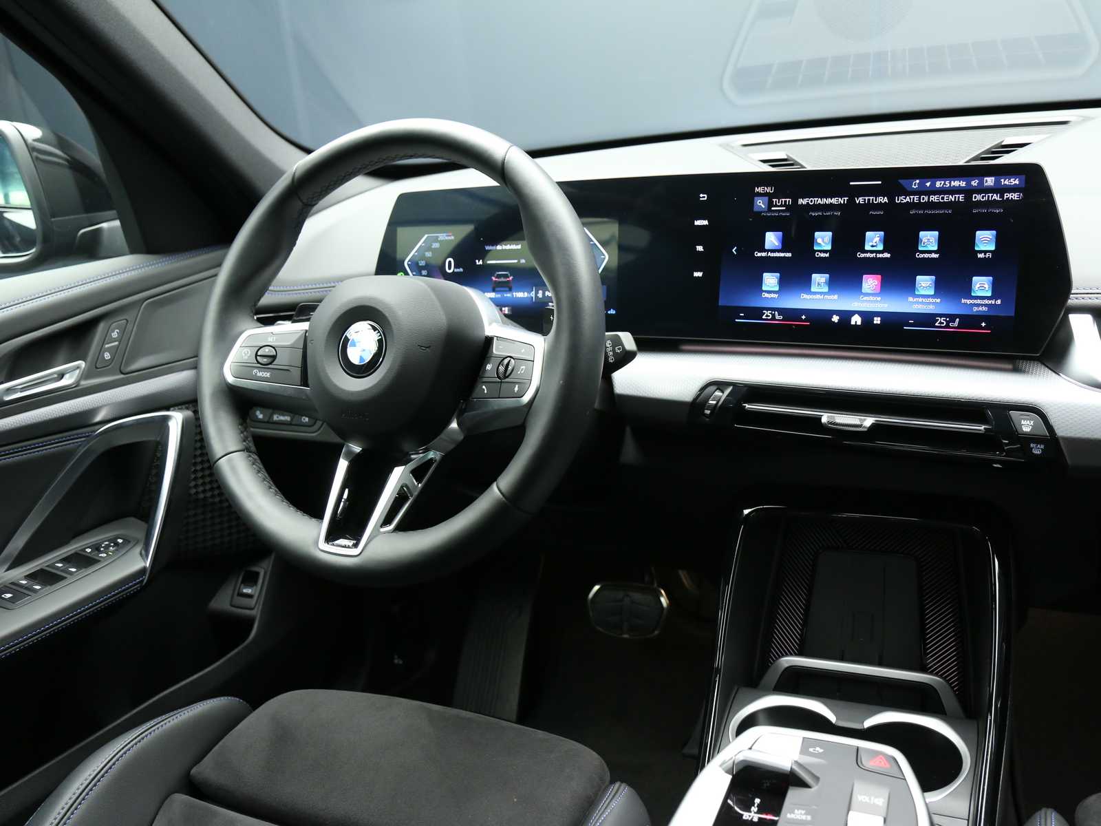 BMW X1 xdrive20d mhev 48V MSport auto 2026 — foto 27
