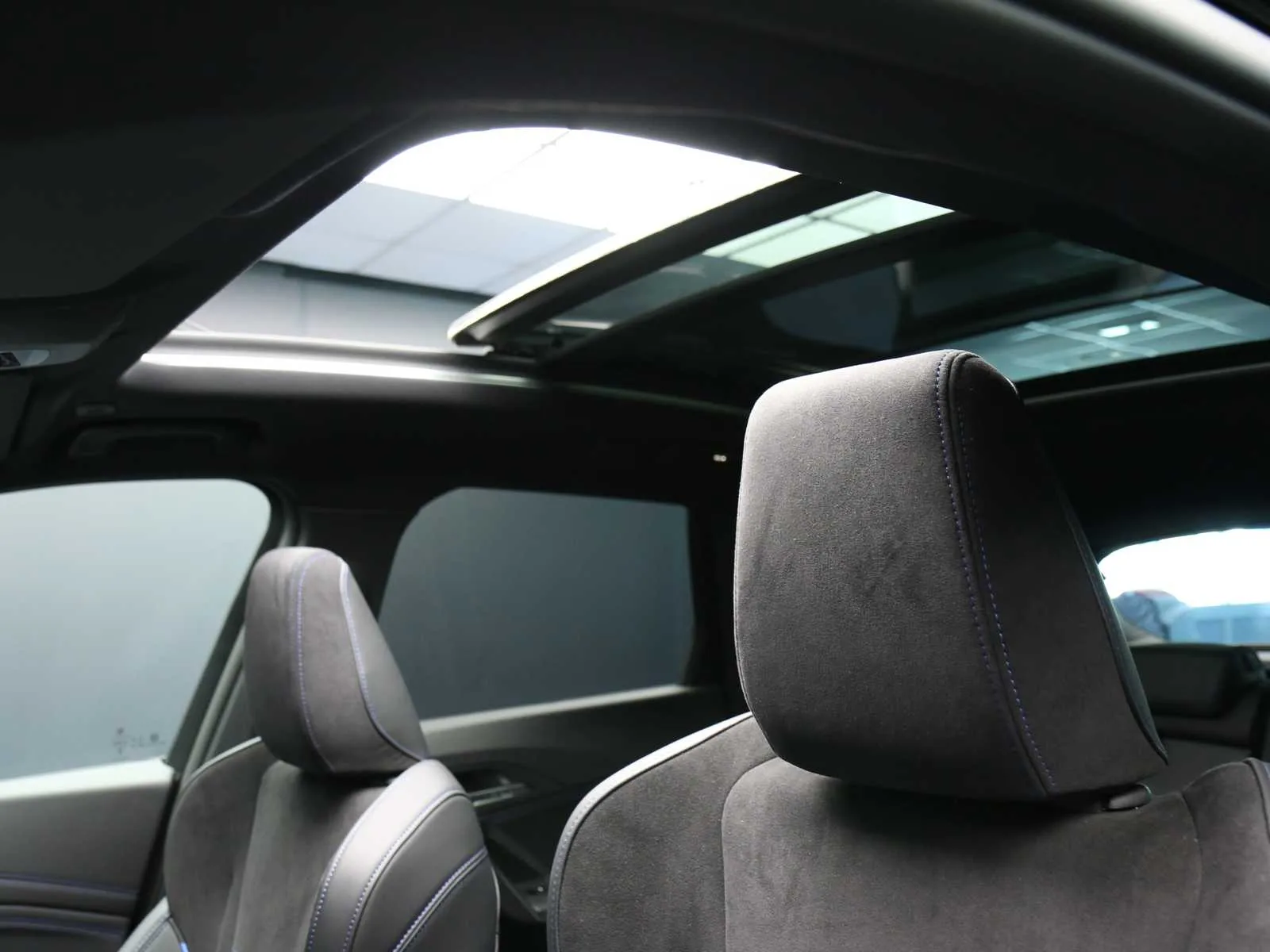 BMW X1 xdrive20d mhev 48V MSport auto 2026 — foto 32