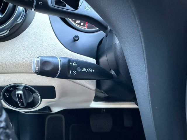 Mercedes GLA 180 Premium auto 2018 — foto 15