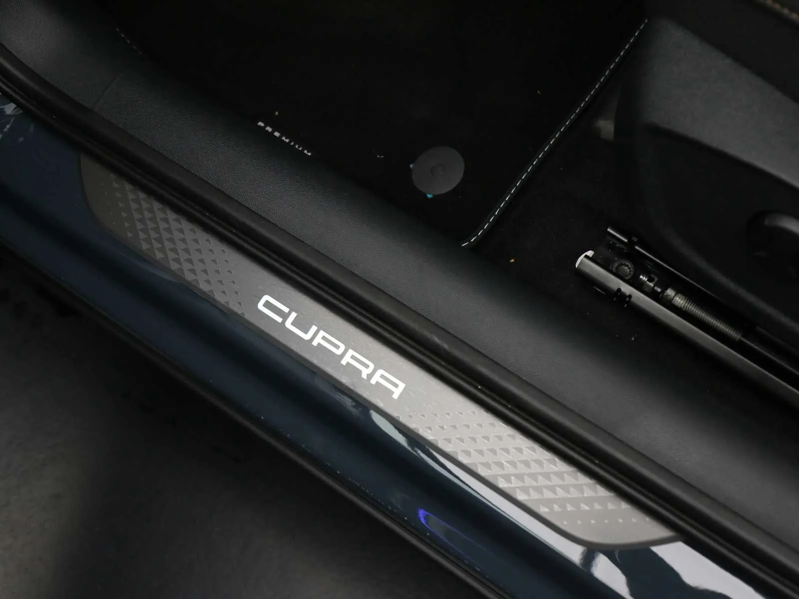 Cupra Formentor 1.5 hybrid 150cv dsg 2026 — foto 9