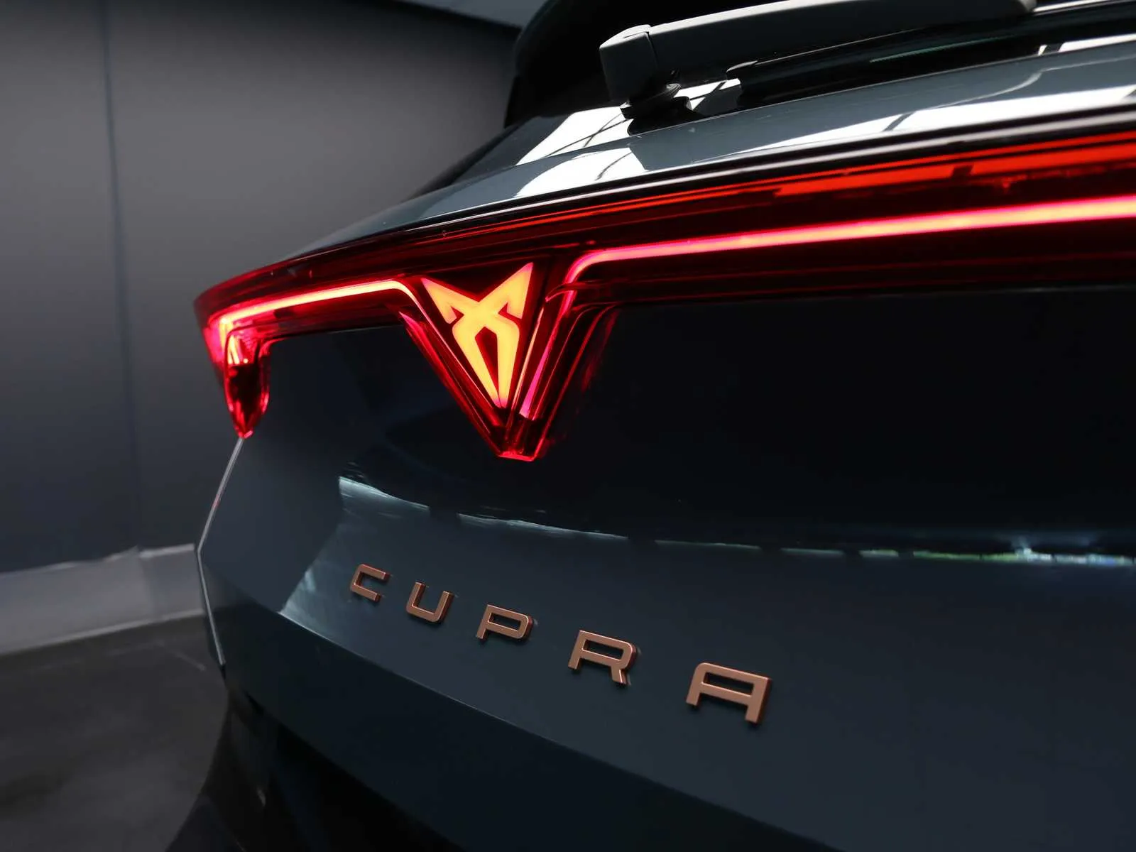 Cupra Formentor 1.5 hybrid 150cv dsg 2026 — foto 27