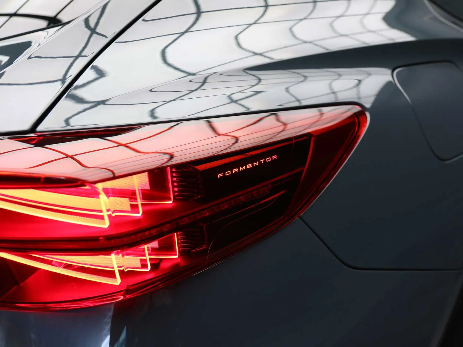Cupra Formentor 1.5 hybrid 150cv dsg 2026 — foto 29