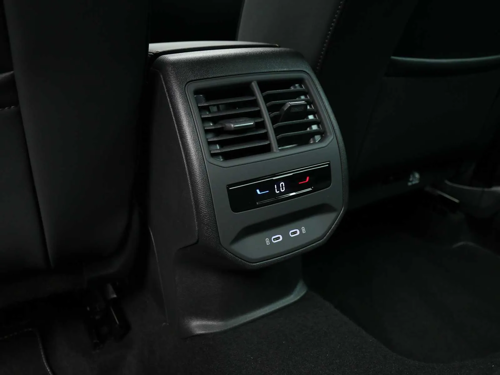 Cupra Formentor 1.5 hybrid 150cv dsg 2026 — foto 8