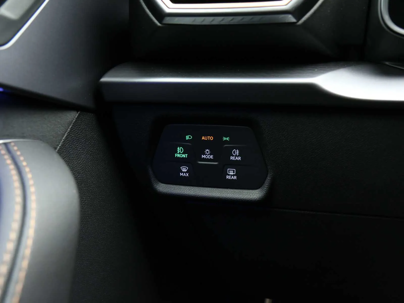 Cupra Formentor 1.5 hybrid 150cv dsg 2026 — foto 10