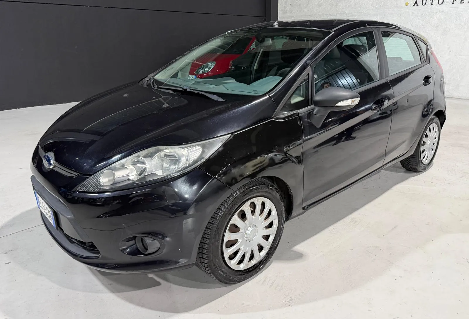 Ford Diesel Neopatentati 5 Posti 2011 — foto 3