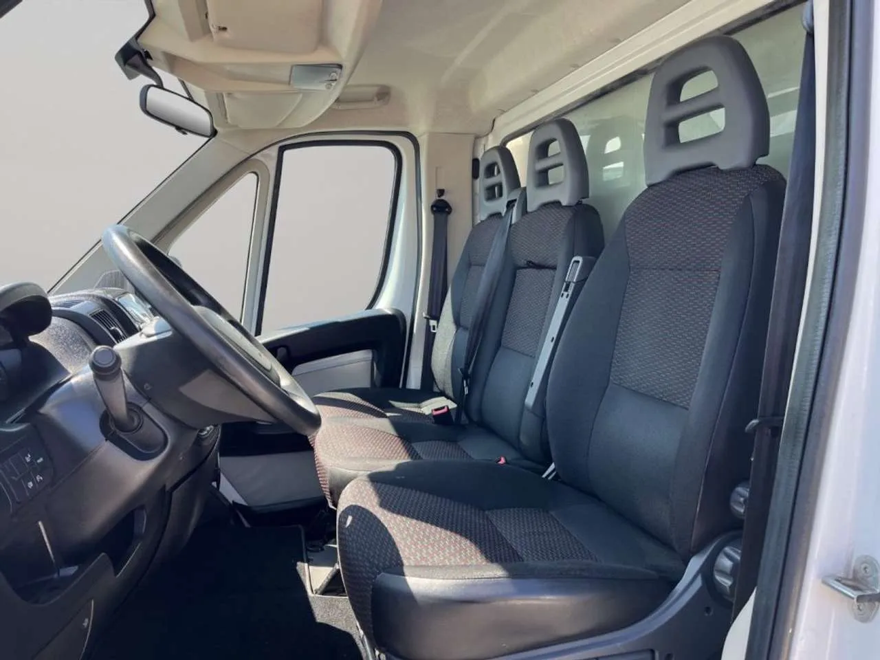 PEUGEOT Boxer 2.0BlueHDi 160CV BOX ALLUMINIO L4 2018 — foto 7
