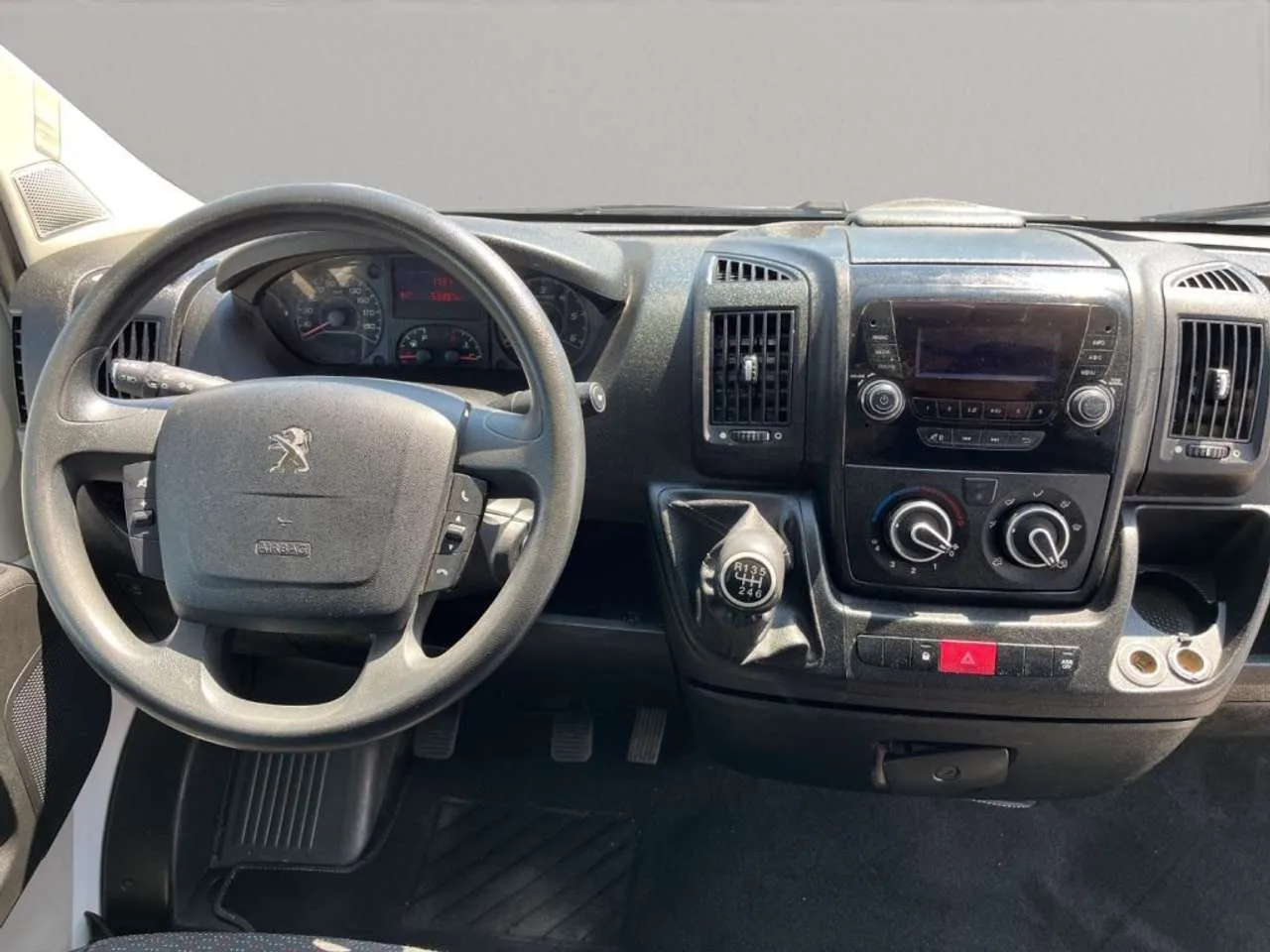 PEUGEOT Boxer 2.0BlueHDi 160CV BOX ALLUMINIO L4 2018 — foto 9