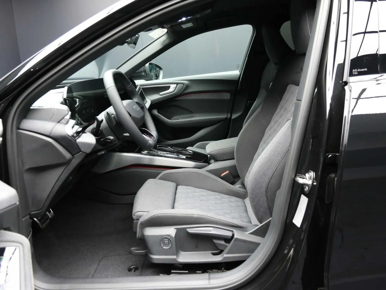 Audi A5 Avant 2.0 tdi mhev+ S line edition 204cv s-tronic 2025 — foto 31