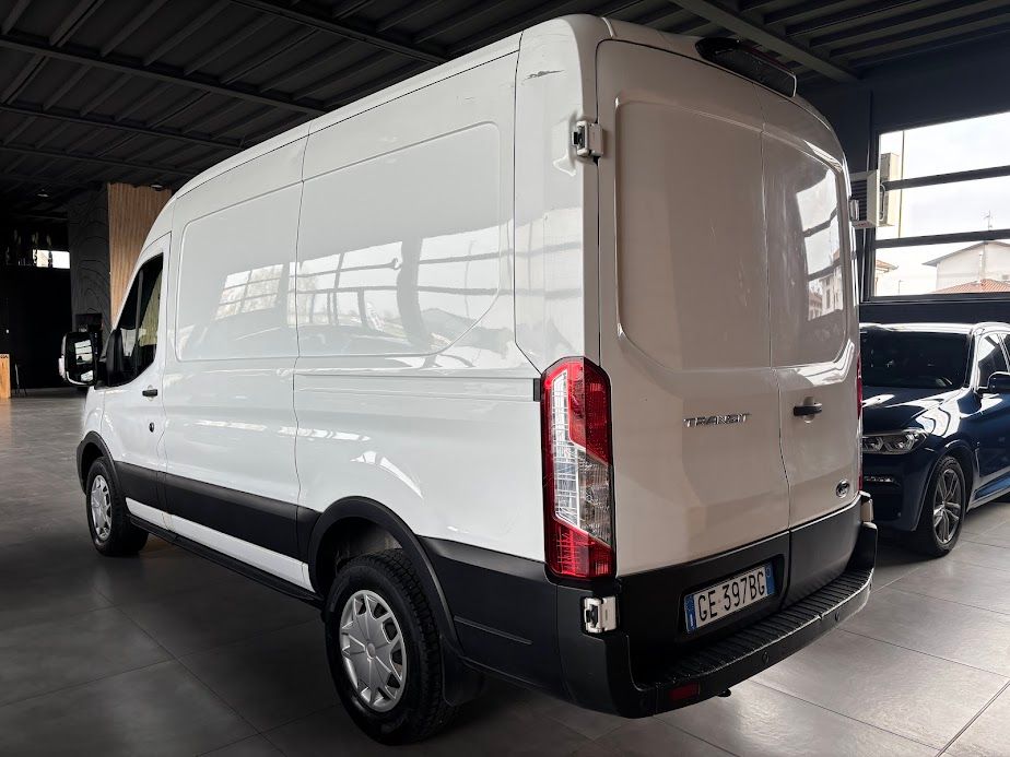 FORD Transit 350 2.0 tdci 130cv ECOBLUE 2021 — foto 2