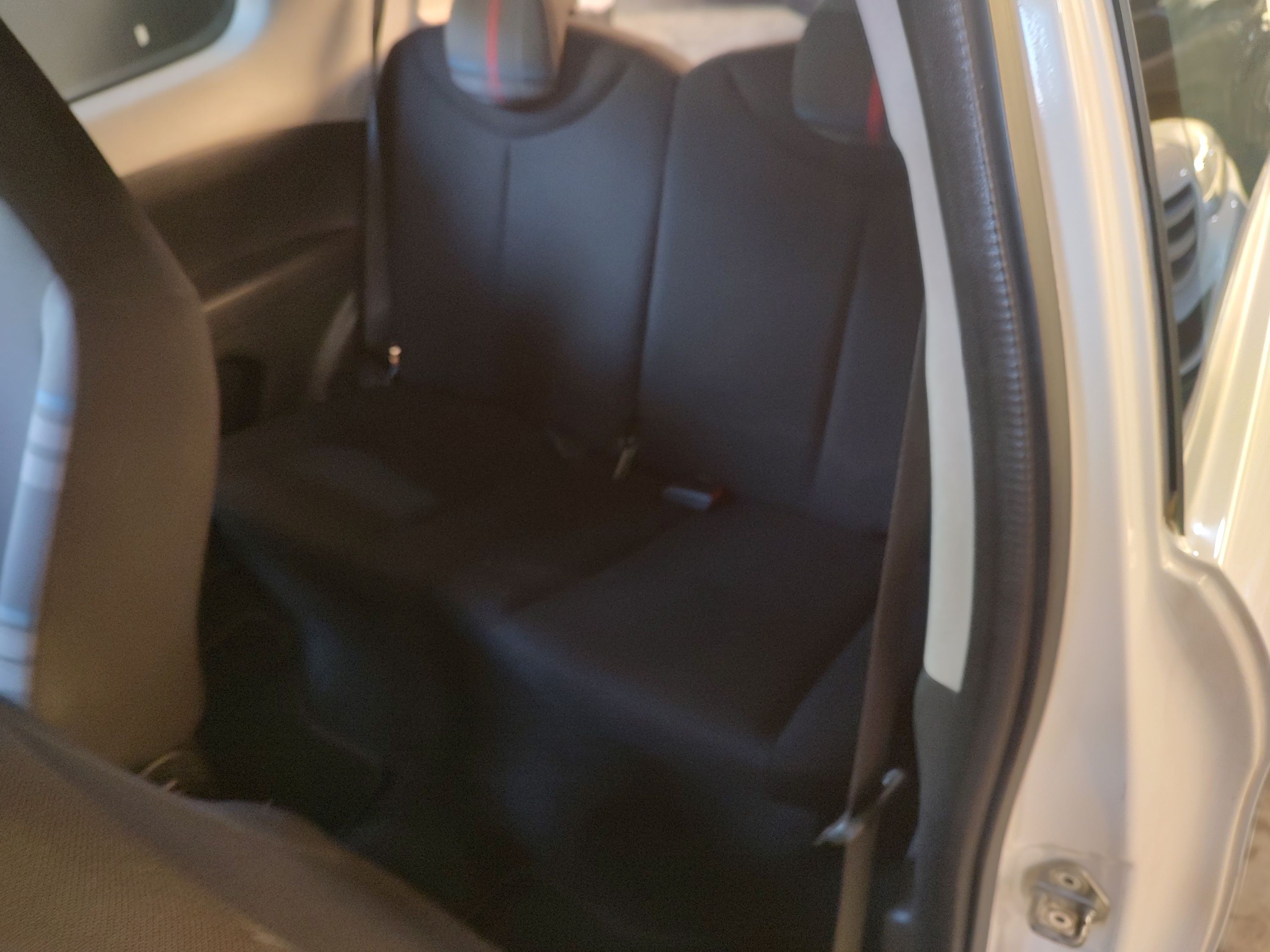 Peugeot 108 3p 1.0 12v Active 2014 — foto 11