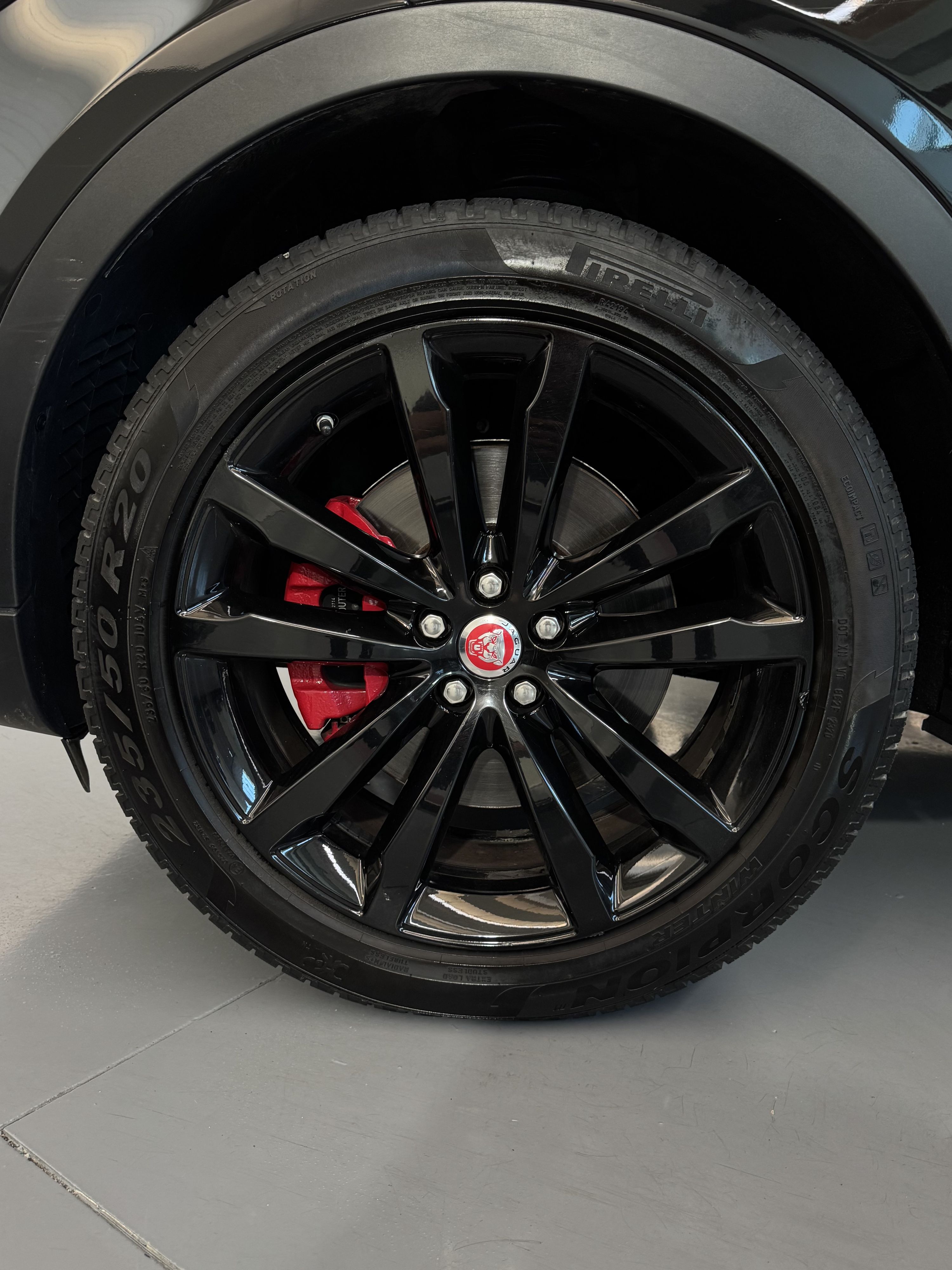 Jaguar E-Pace R-Dynamic P250 AWD 2.0cc 249cv Tagliandi ufficiali Finanziabile 2019 — foto 8