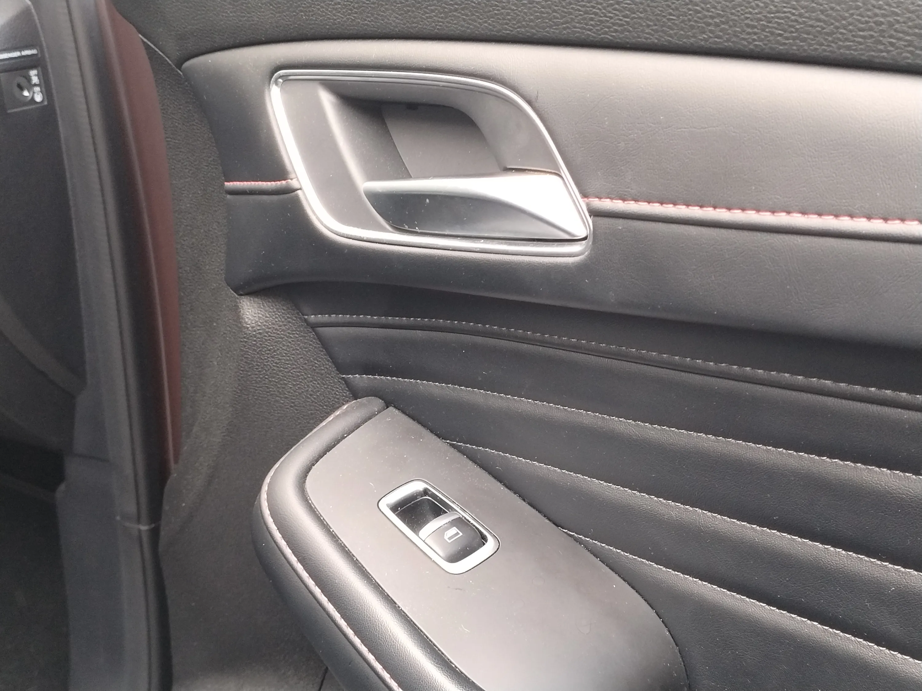 Mg HS 1.5 t Luxury 2024 — foto 31