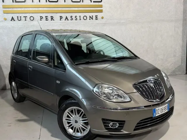 Lancia Musa 1.4 8v Oro ecochic Gpl
