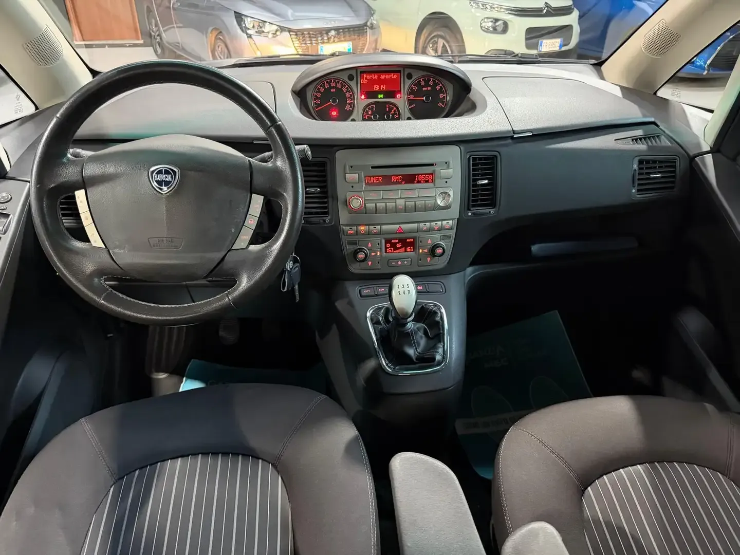 Lancia Musa 1.4 8v Oro ecochic Gpl 2009 — foto 9