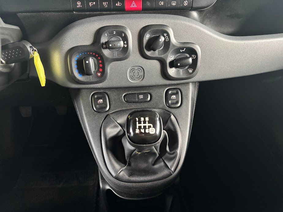 Fiat Panda 1.0 firefly hybrid City Life s&s 2022 — foto 16