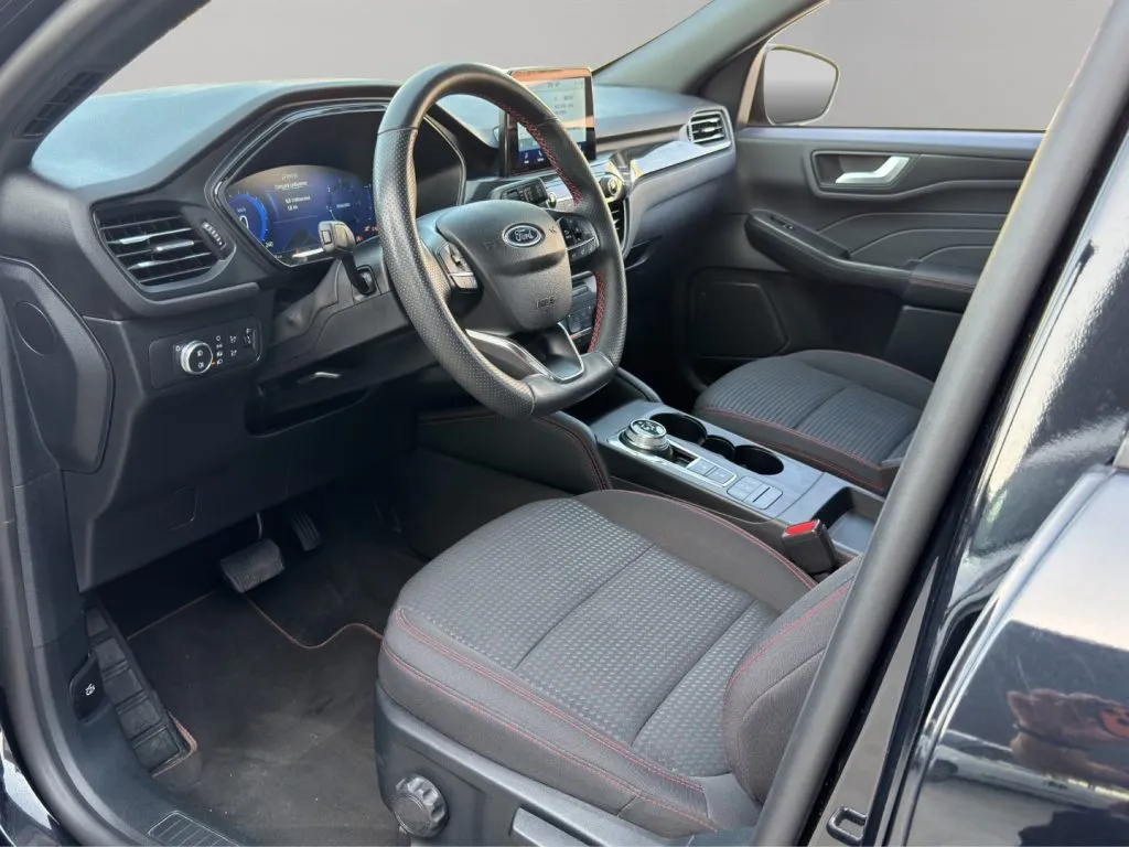 Ford 2.0 120CV 2WD ST-Line Auto 2023 — foto 7